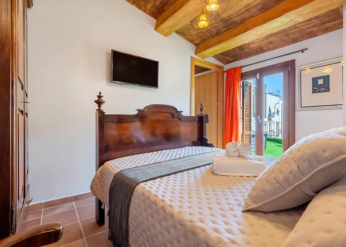 La Quadra Rural Housing